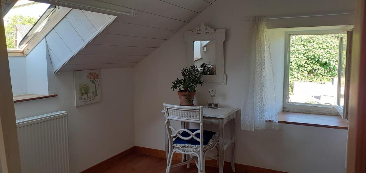 Gite Les Petits Chemins Ledeuix Eksteriør billede